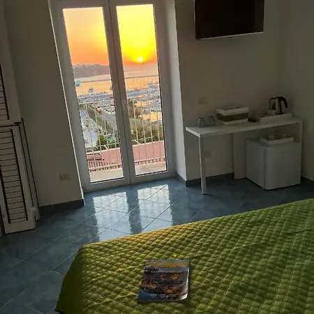 Frühstückspension Punta Lingua Relais - 2 Sunset Terrace Procida